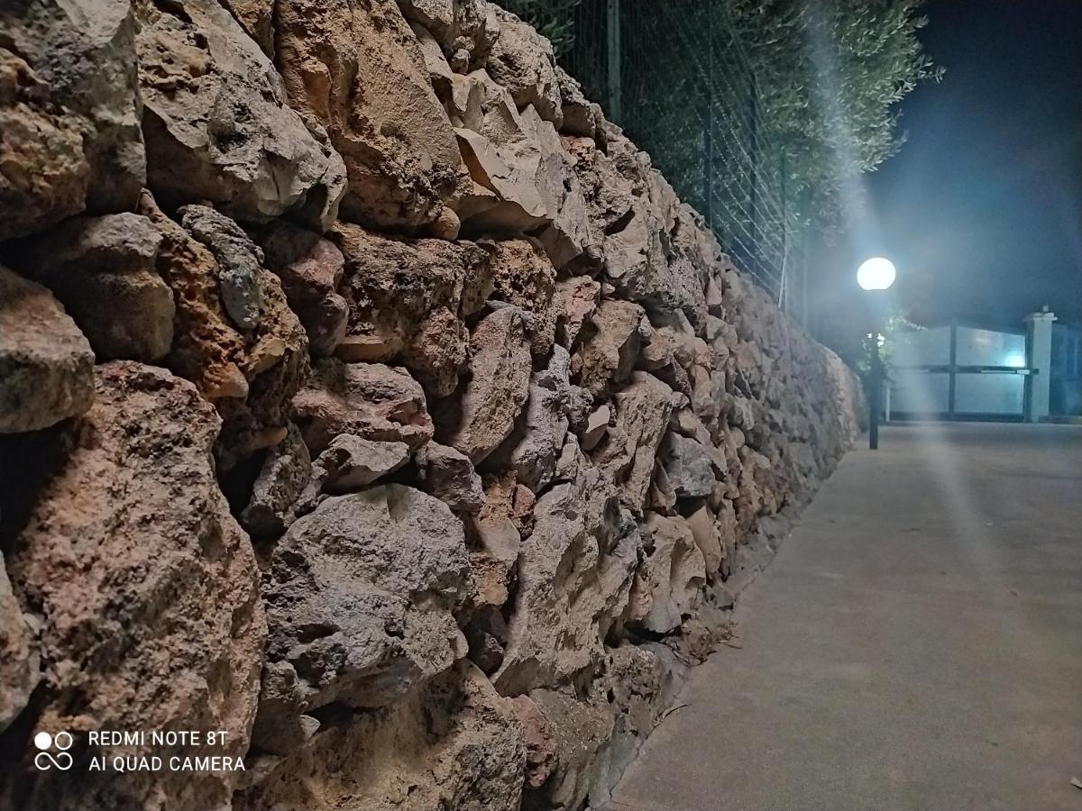 Sicilian Garden Apartment อาโวลา ภายนอก รูปภาพ