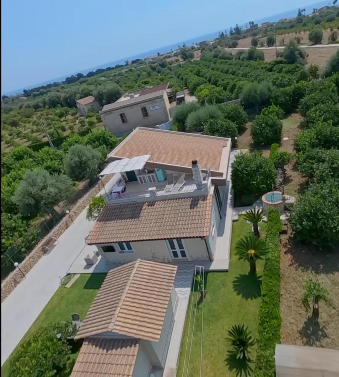 Sicilian Garden Apartment อาโวลา ภายนอก รูปภาพ