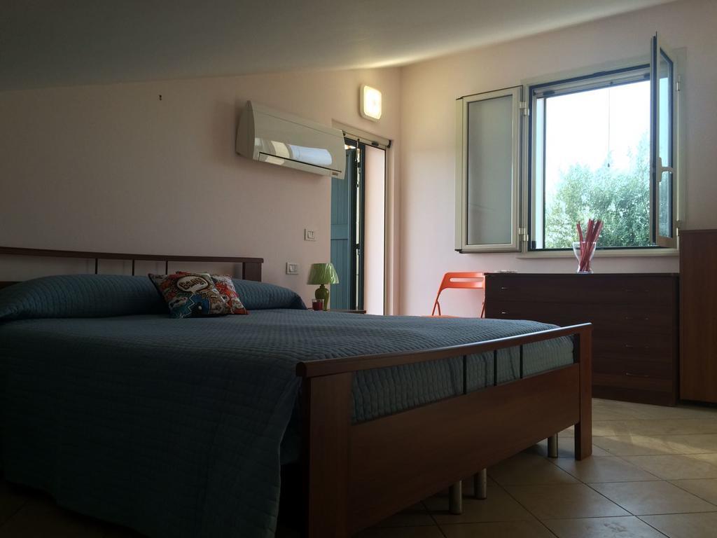 Sicilian Garden Apartment อาโวลา ภายนอก รูปภาพ